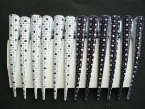 8/238-1,00 Tukany, rogi, krokodyle - biało czarne, 2 szt.