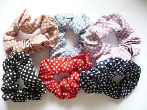 5/259-1,30 Gumki owijki małe w grochy