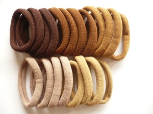 5/166G-0,35 Gumki brązowe 4cm - 40 szt.