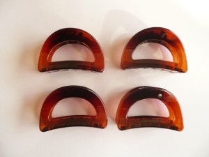 3/146A-1,20 Krabik mały bursztynowy 1 szt.