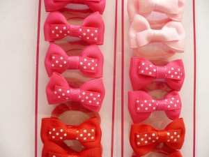 10/102-0,80 Kokardki na gumce-frotce 12 szt.