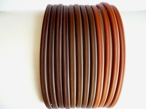 1/040E-0,70 Opaski kauczukowe 2  - brązy