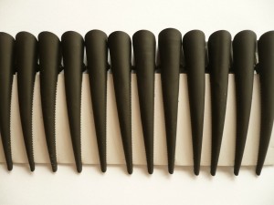 8/207B-0,50 Rogi (tukany) średnie czarne matowe