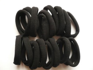 5/166A-0,30 Gumki czarne z silikonem 4 cm